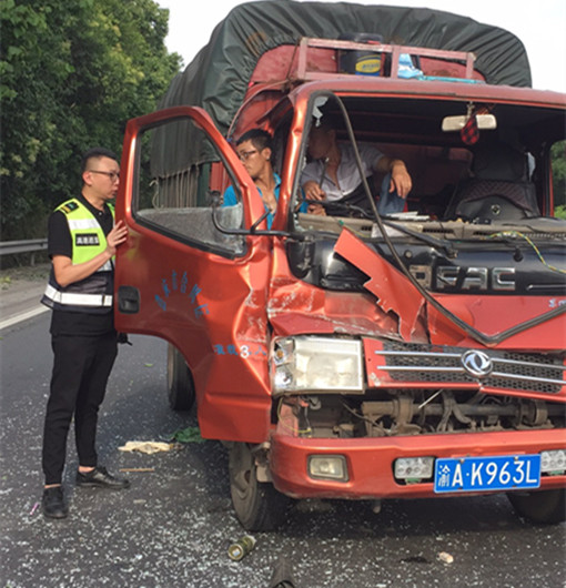 C:\Users\Administrator\Desktop\786e2dbb043fc30ef5c02fbf52b3931_副本.jpg C:\Users\Administrator\Desktop\786e2dbb043fc30ef5c02fbf52b3931_副本.jpg