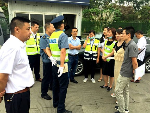 20200721高管局运行处检查小组到成都绕城高速_川高.png 20200721高管局运行处检查小组到成都绕城高速_川高.png