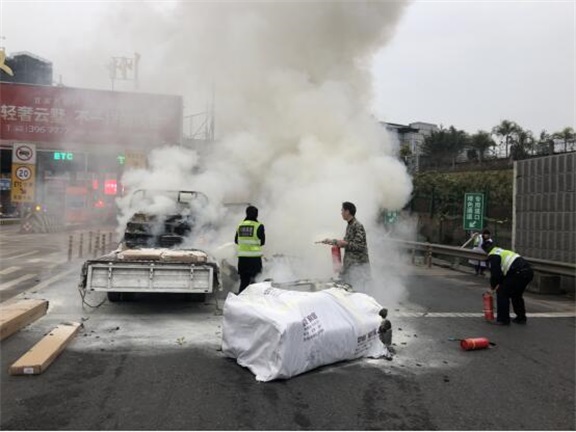 2-2101041KK2255.jpg 2-2101041KK2255.jpg