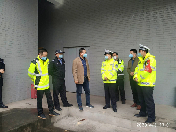 2-20040GG52cE.jpg 2-20040GG52cE.jpg