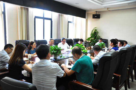 川高公司党委副书记、总经理王孝国及工会主席吴朝金一行到广南公司调研指导工作1.jpg 川高公司党委副书记、总经理王孝国及工会主席吴朝金一行到广南公司调研指导工作1.jpg