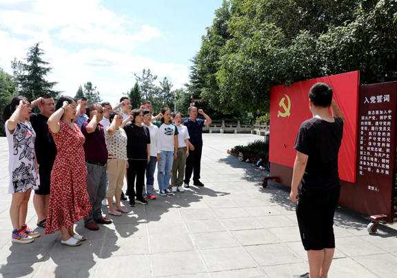 20200918 川西公司开展系列主题教育活动 (3)_副本.png