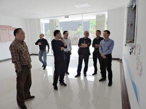 广南公司纪委书记李永富一行到广元管理处检查指导工作1.jpg 广南公司纪委书记李永富一行到广元管理处检查指导工作1.jpg