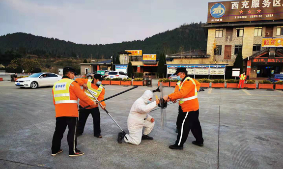 防盗抢应急演练2.jpg 防盗抢应急演练2.jpg