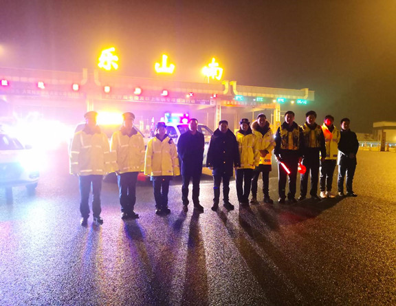 Cache_7ce310d1a380346b._副本.jpg Cache_7ce310d1a380346b._副本.jpg