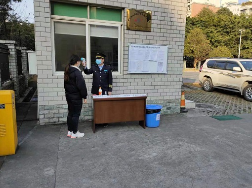 拐点未至 防控不松(2).jpg