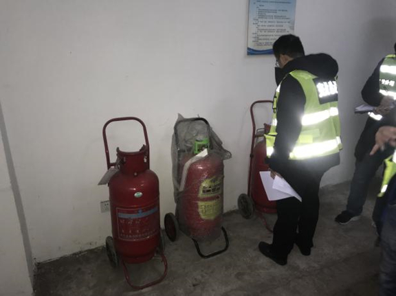 节前安全检查_副本.jpg 节前安全检查_副本.jpg