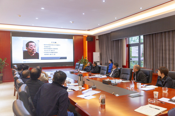 _V9A0944.jpg _V9A0944.jpg