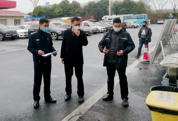 20200316厅高速公路交通执法四支队到成都绕城高速检查安全生产和服务保障工作 (2)_副本.jpg