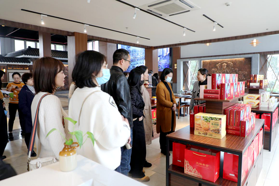 20201120川西公司前往成乐高速夹江天福服务区开展交流学习活_副本.png 20201120川西公司前往成乐高速夹江天福服务区开展交流学习活_副本.png