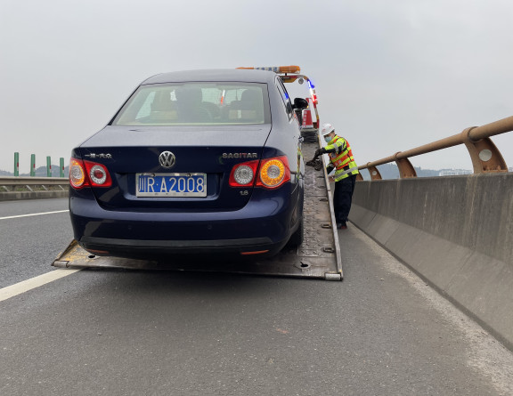 no79-成南公司顺利完成2021年春节假期保通保畅工作(王华).jpg no79-成南公司顺利完成2021年春节假期保通保畅工作(王华).jpg