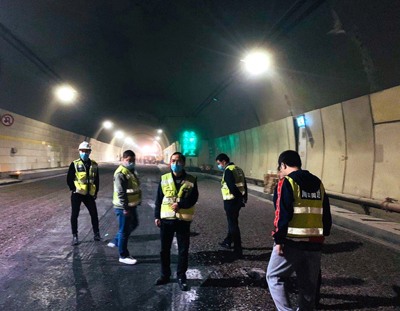 20200409川高公司检查都汶高速紫坪铺及龙溪隧道处治工程_副本.jpg 20200409川高公司检查都汶高速紫坪铺及龙溪隧道处治工程_副本.jpg