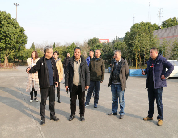 no15-成南公司党委副书记、总经理万忠金深入一线调研指导工作1(郑华).jpg no15-成南公司党委副书记、总经理万忠金深入一线调研指导工作1(郑华).jpg