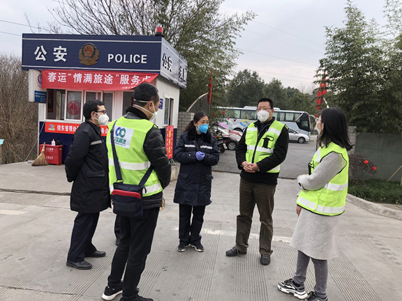 20200211川西公司党委副书记、总经理许金华到绕城高速检查指导防疫工作_副本.jpg