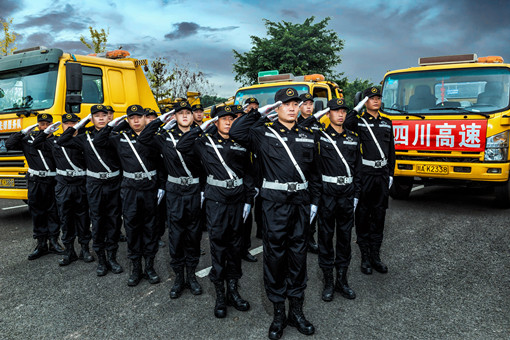 勇钢大队_副本.jpg 勇钢大队_副本.jpg