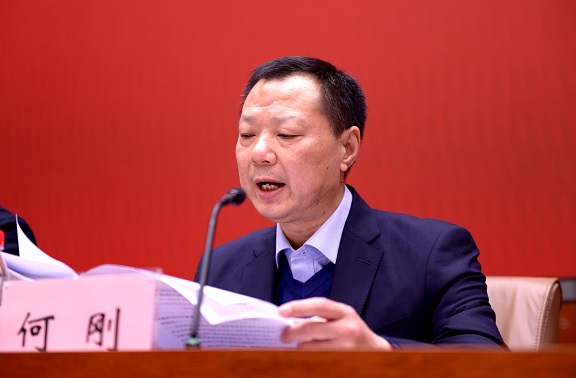 何刚(单).jpg 何刚(单).jpg