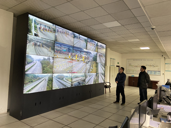 2-200109104054941.jpg 2-200109104054941.jpg