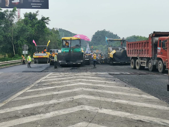 2-20092GG10K24.jpg 2-20092GG10K24.jpg