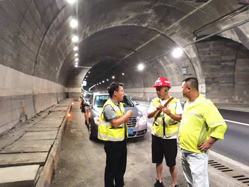 图片1_副本.jpg 图片1_副本.jpg