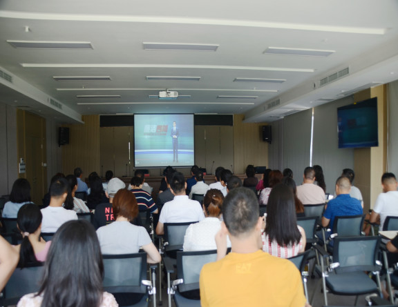 no213-成南公司纪委组织观看警示教育片(周艳).jpg no213-成南公司纪委组织观看警示教育片(周艳).jpg