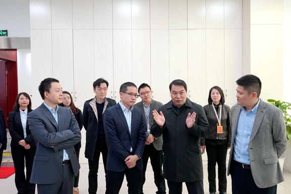 20201028阿里巴巴合伙人、阿里巴巴达摩院院长、阿里云智能总裁张建锋一行到成都绕城高速调研智慧高速开元棋牌 (4)_副本.jpg