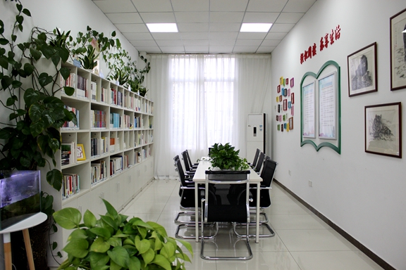 20191231川西公司成灌站、天府站荣获“2019年省交投集团优秀职工小家”称号 (3)_副本.jpg