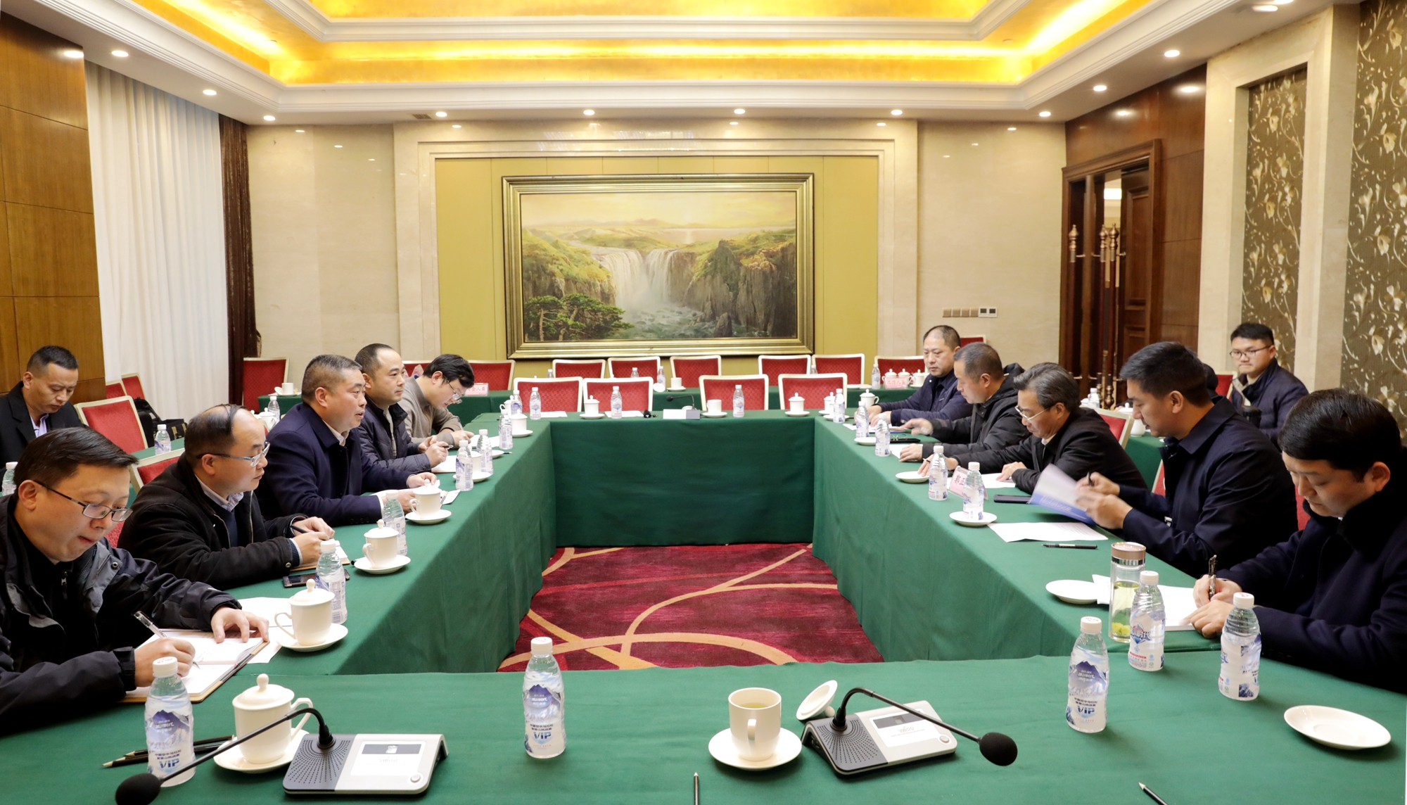 201913乐西公司召开马边段工作协调会1.jpg 201913乐西公司召开马边段工作协调会1.jpg