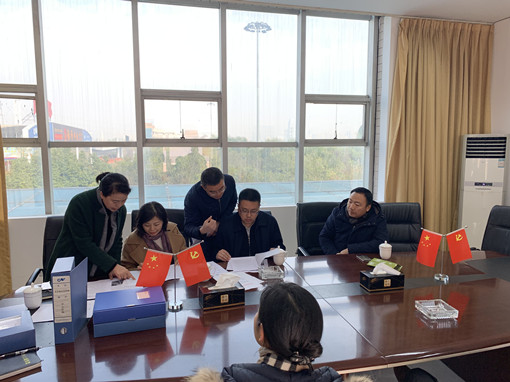 no18-成南公司组织开展2019年春运、春节安全生产大检查(曾鸿雁).jpg no18-成南公司组织开展2019年春运、春节安全生产大检查(曾鸿雁).jpg