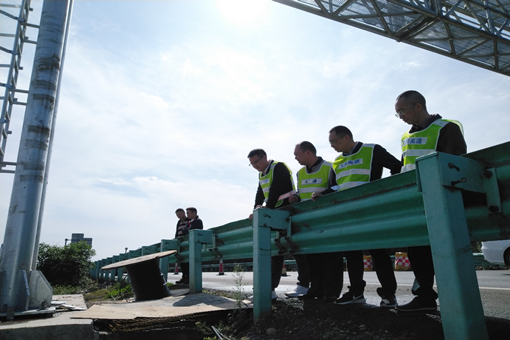 图片2_副本.png 图片2_副本.png