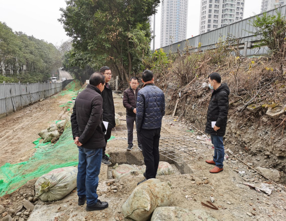 no1-成南公司组织开展杉板桥市政道路施工专项检查.jpg no1-成南公司组织开展杉板桥市政道路施工专项检查.jpg