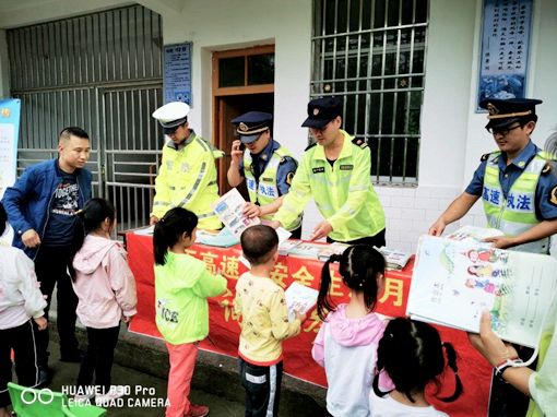 四(7)_副本.jpg 四(7)_副本.jpg