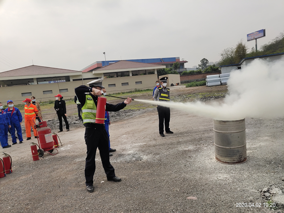 2-200403114Z2Q5.jpg 2-200403114Z2Q5.jpg