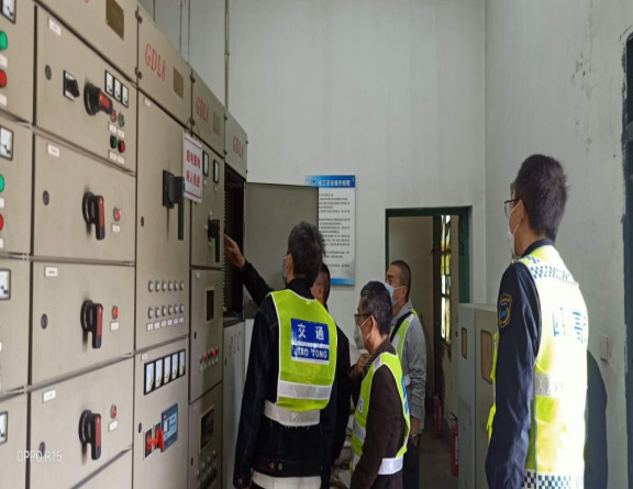 no92-成南公司开展辖区路段风险源识别及安全生产大检查(张爽).jpg no92-成南公司开展辖区路段风险源识别及安全生产大检查(张爽).jpg