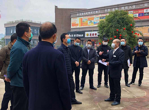 南充市市长宋朝华带领仪陇县县政府到高庐御品江城项目1-小图.jpg 南充市市长宋朝华带领仪陇县县政府到高庐御品江城项目1-小图.jpg