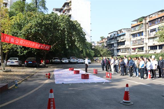 2-2011191I3552Y.jpg 2-2011191I3552Y.jpg