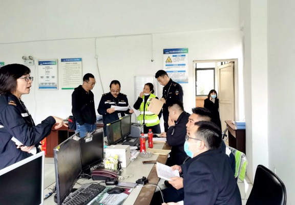 20201111省交投集团稽查管理中心到成都绕城高速检查指导工作.jpg 20201111省交投集团稽查管理中心到成都绕城高速检查指导工作.jpg