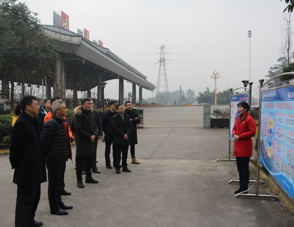 IMG_7063慰问2副本.jpg IMG_7063慰问2副本.jpg