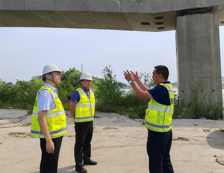 附件2:绵九公司桥梁防汛检查.jpg