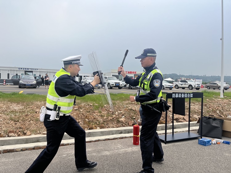 治安防控暨消防安全培训 (2).jpg