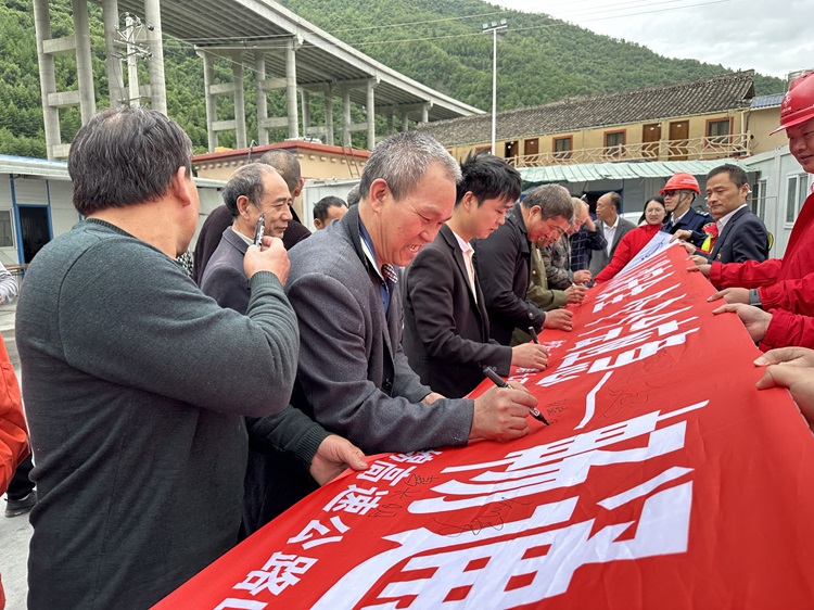 活动照片 (3).jpg