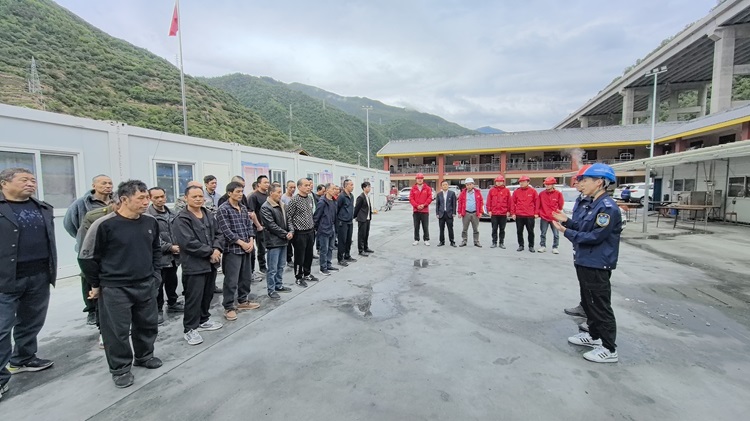 活动照片 (2).jpg