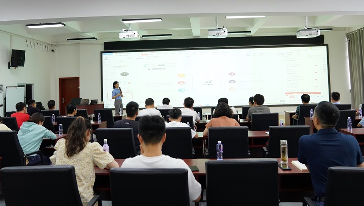 培训图片1 - 副本.JPG