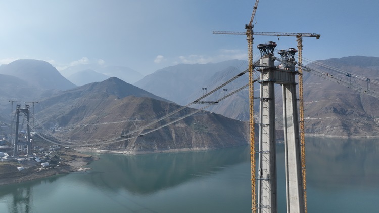 卡哈洛金沙江大桥 - 副本.jpg
