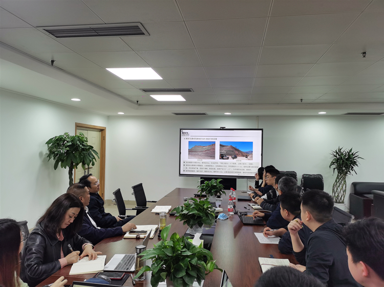 乐西公司召开乐山至西昌高速公路马边至昭觉段高边坡调研交流会_副本.jpg