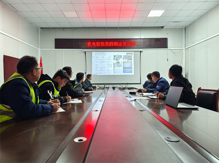 机电夜校1.jpg