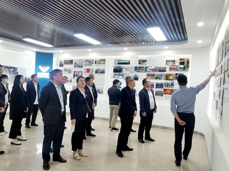 4.25南方公司泸州管理处开展结对共建主题党日活动 (2).jpg