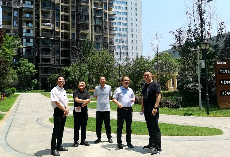 (信息)蜀道集团经管部副部长赵红超赴南方公司调研房地产项目 (1).jpg