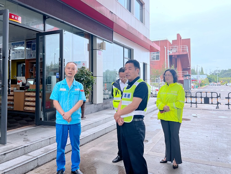 9.27兰波书记督导检查中秋国庆节前安全生产暨保通保畅工作-1 (2).JPG