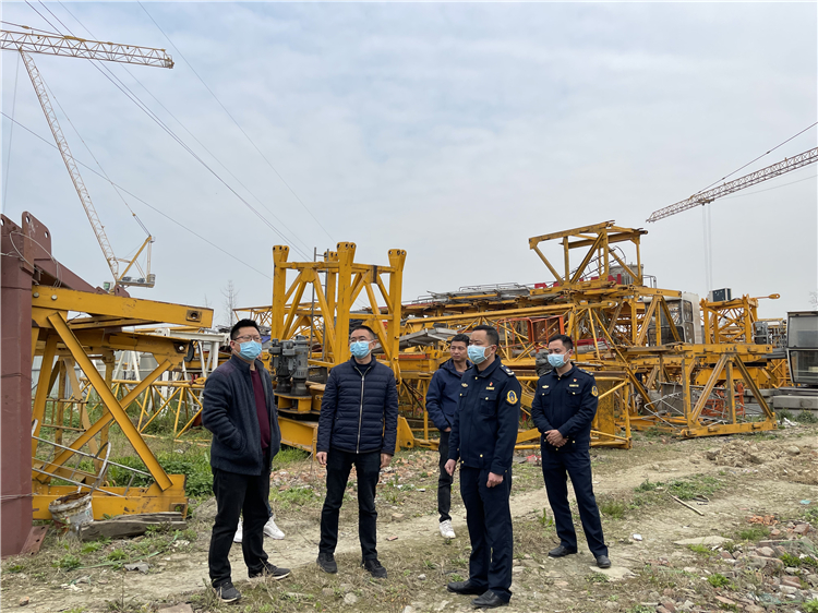 no93-成南公司严查高速公路控制区违法建筑 全力维护高速公路安全畅通(熊莹).JPG