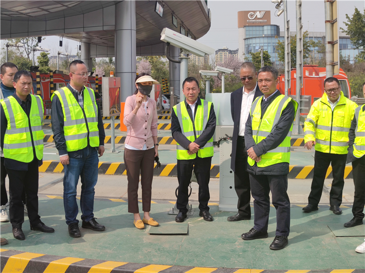 no110-蜀道集团稽查管理中心主任刘涛一行到成南公司调研稽查管理工作1(常超).jpg